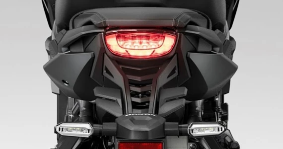 รูปภาพ ฮอนด้า Honda CB 650R Sport Shifter Edition ปี 2022