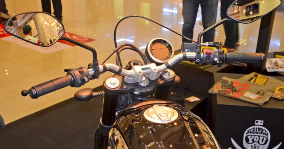 รูปภาพ ดูคาติ Ducati Scrambler Legend 62 ปี 2015