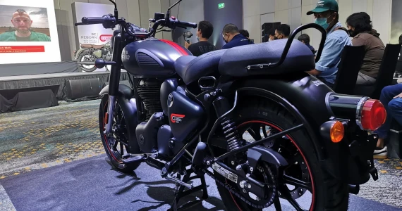 รูปภาพ โรยัล เอ็นฟีลด์ Royal Enfield Classic 350 DARK ปี 2022