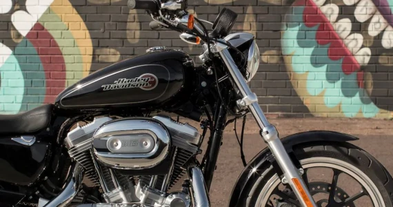 รูปภาพ ฮาร์ลีย์-เดวิดสัน Harley-Davidson Cruiser SUPERLOW ปี 2020
