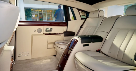 รูปภาพ โรลส์-รอยซ์ Rolls-Royce Phantom Series II LWB ปี 2012