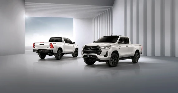 รูปภาพ โตโยต้า Toyota Revo Double Cab ROCCO Prerunner 2.4 AT 60th Anniversary ปี 2022