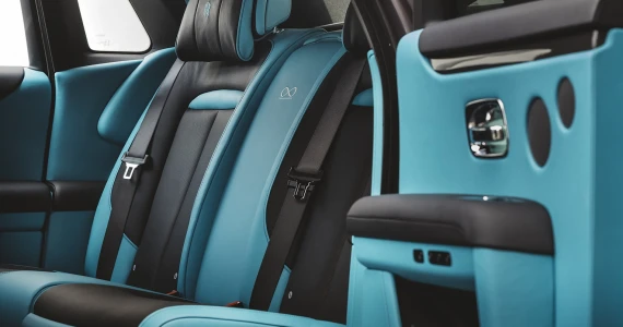 รูปภาพ โรลส์-รอยซ์ Rolls-Royce Ghost Black Badge ปี 2023