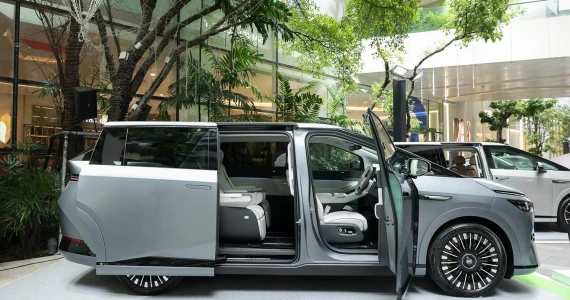 รูปภาพ เอ็กซ์เผิง Xpeng X9 Luxury Special Color Edition ปี 2025