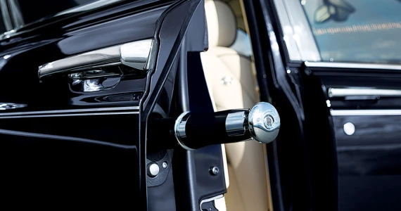 รูปภาพ โรลส์-รอยซ์ Rolls-Royce Phantom Series II LWB ปี 2012