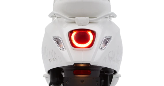 รูปภาพ เวสป้า Vespa Sprint JUSTIN BIEBER X VESPA 150 SPECIAL EDITION ปี 2022