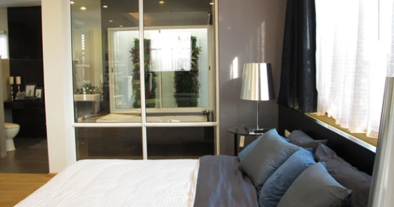 รูปภาพ เนอวานา บียอนด์ พระราม 9 (Nirvana Beyond Rama 9)