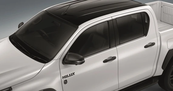 รูปภาพ โตโยต้า Toyota Revo Smart Cab 4x4 2.4 Mid 60th Anniversary ปี 2022