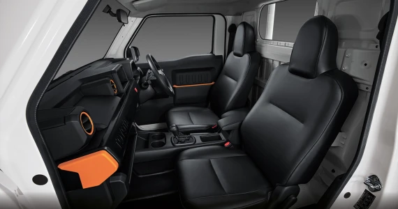 รูปภาพ โตโยต้า Toyota Hiliux Champ 2.0 Gasoline MT SWB ปี 2023