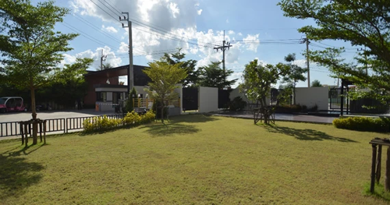 รูปภาพ รัชชา นครอินทร์ (Ratcha Nakornin)