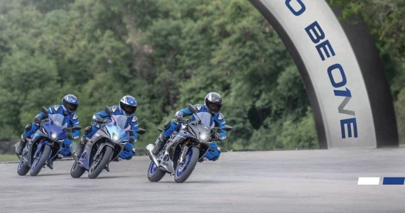 รูปภาพ ยามาฮ่า Yamaha R15 Connected ปี 2024