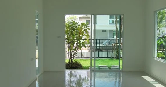 รูปภาพ อินนิซิโอ ปิ่นเกล้า-วงแหวน (inizio Pinklao-Wongwaen)