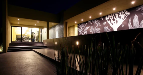 รูปภาพ โนเบิล คิวบ์ (Noble Cube)