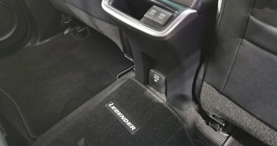 รูปภาพ โตโยต้า Toyota Fortuner 2.8 Legender 4WD AT ปี 2022