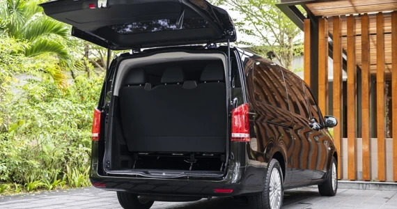 รูปภาพ เมอร์เซเดส-เบนซ์ Mercedes-benz V-Class Vito 119 CDI Tourer Select ปี 2022