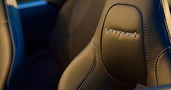 รูปภาพ แอสตัน มาร์ติน Aston Martin Vanquish Volante ปี 2013