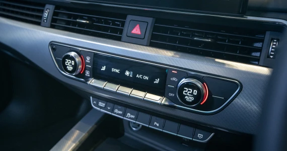 รูปภาพ อาวดี้ Audi A5 Coupé 40 TFSI S line edition one ปี 2024