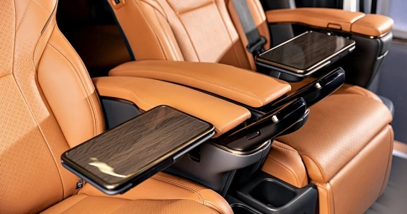 รูปภาพ โตโยต้า Toyota Alphard 2.5 HEV LUXURY ปี 2023