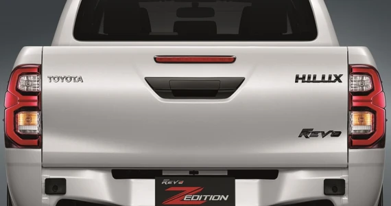 รูปภาพ โตโยต้า Toyota Revo Smart Cab Z-Edition 2.4 Mid AT 60th Anniversary ปี 2022