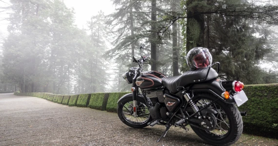 รูปภาพ โรยัล เอ็นฟีลด์ Royal Enfield Bullet 350 Black Gold ปี 2023