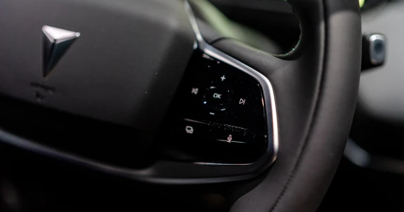 รูปภาพ ดีพอล Deepal LO7 Standard ปี 2023