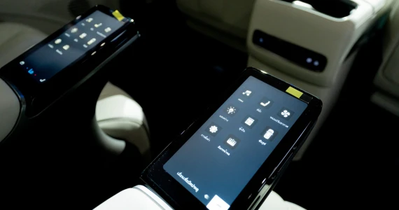 รูปภาพ เดนซ่า Denza D9 Premium ปี 2024