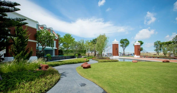 รูปภาพ อินดี้ 2 ศรีนครินทร์ (Indy 2 Srinakarin)