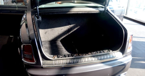 รูปภาพ โรลส์-รอยซ์ Rolls-Royce Phantom Series II LWB ปี 2012