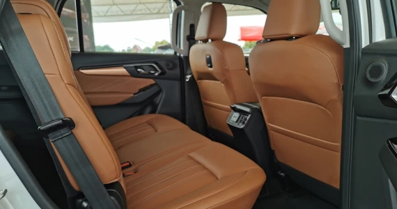 รูปภาพ อีซูซุ Isuzu MU-X 1.9 Elegant ปี 2020