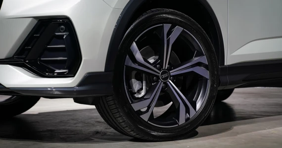 รูปภาพ อาวดี้ Audi Q3 Sportback 40 TFSI quattro S Line Black Edition ปี 2021