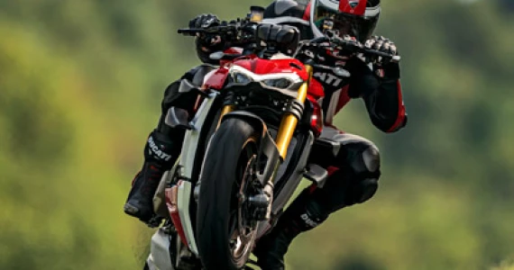 รูปภาพ ดูคาติ Ducati Streetfighter V4 ปี 2019