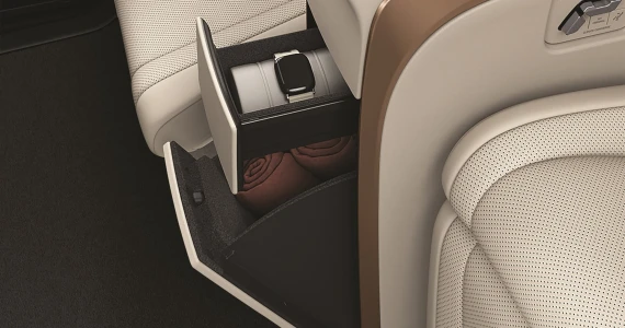 รูปภาพ เลกซัส Lexus LM 350h Executive 7-Seater ปี 2023