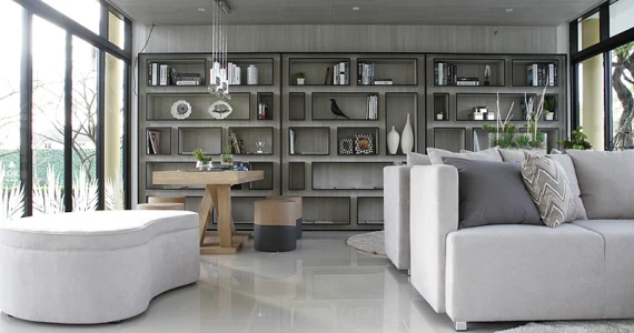 รูปภาพ ฟลอรา ติวานนท์ (Flora Tiwanon)