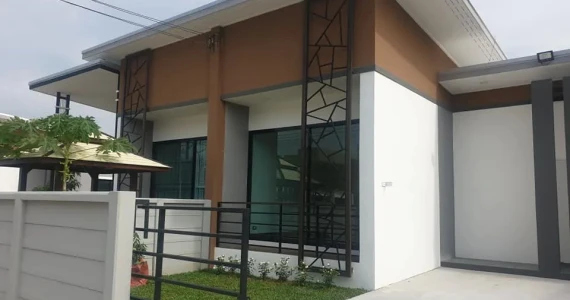 รูปภาพ บ้านร็อคการ์เด้น 3 (บีอาร์ @ แอโร) กรุงเทพฯ (Rock Garden 3 BR @ Aero)