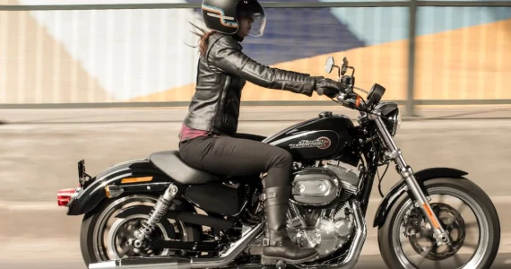 รูปภาพ ฮาร์ลีย์-เดวิดสัน Harley-Davidson Cruiser SUPERLOW ปี 2020