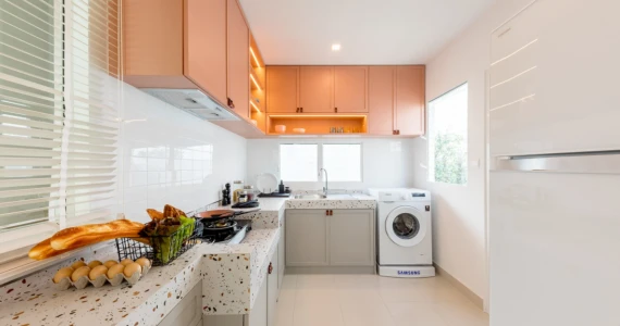 รูปภาพ มัณฑนา มอเตอร์เวย์ - โคราช (Mantana Motorway-Korat)