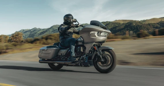 รูปภาพ ฮาร์ลีย์-เดวิดสัน Harley-Davidson CVO Road Glide ปี 2023