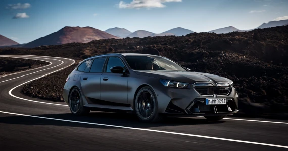 รูปภาพ บีเอ็มดับเบิลยู BMW M5 Touring Ceramic Brake ปี 2025