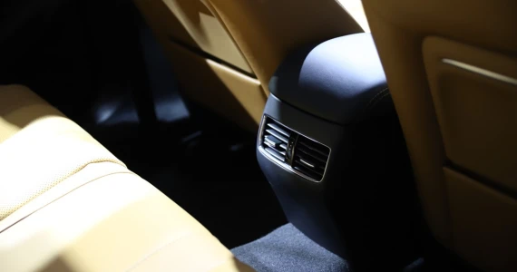 รูปภาพ มาสด้า Mazda 6 20th Anniversary Edition ปี 2023