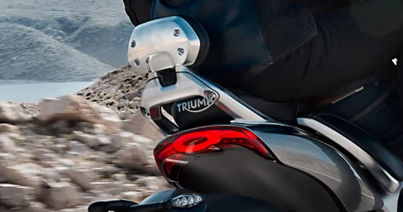 รูปภาพ ไทรอัมพ์ Triumph ROCKET 3 GT ปี 2023
