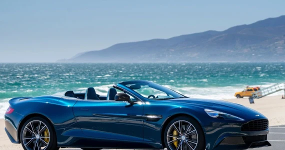 รูปภาพ แอสตัน มาร์ติน Aston Martin Vanquish Volante ปี 2013