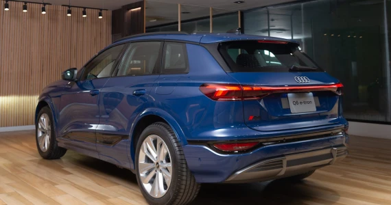 รูปภาพ อาวดี้ Audi Q6 e-tron Performance ปี 2024