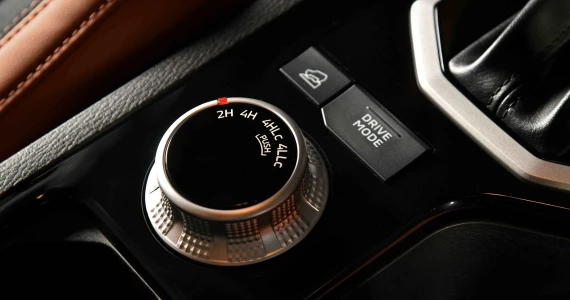 รูปภาพ มิตซูบิชิ Mitsubishi Triton Athlete 4WD AT ปี 2023