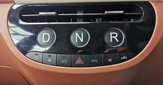 รูปภาพ โวลต์ ซิตี้ อีวี Volt For-Four Top ปี 2022