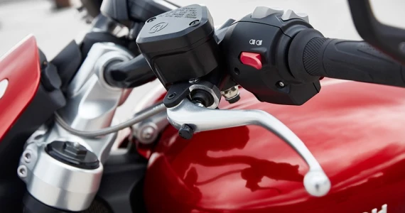 รูปภาพ ไทรอัมพ์ Triumph ROCKET 3 R ปี 2023