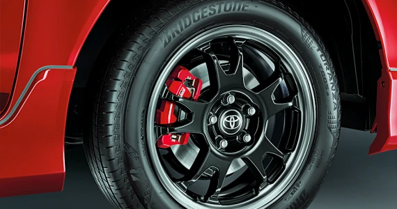 รูปภาพ โตโยต้า Toyota Revo GR Sport 2.8 AT Lo-Floor ปี 2022
