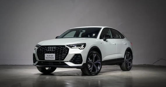รูปภาพ อาวดี้ Audi Q3 Sportback 40 TFSI quattro S Line Black Edition ปี 2021