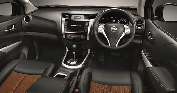 รูปภาพ นิสสัน Nissan Navara NP300 Double Cab Calibra EL 7 AT Black Edition ปี 2019