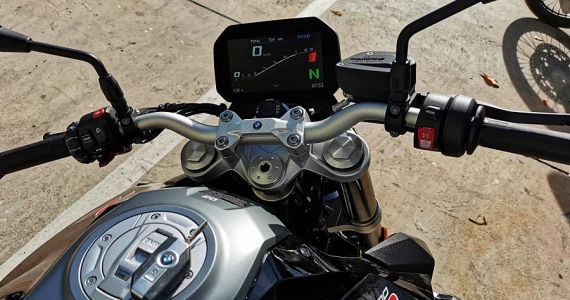 รูปภาพ บีเอ็มดับเบิลยู BMW F 900 R ปี 2020