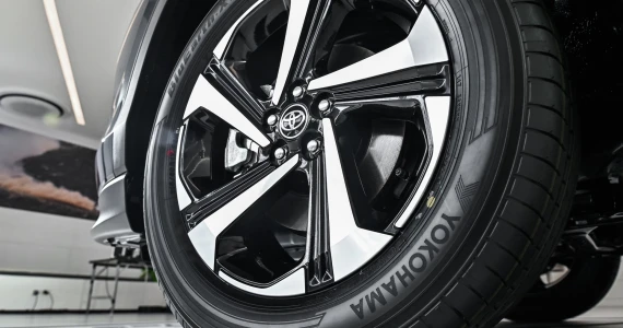 รูปภาพ โตโยต้า Toyota Yaris Cross HEV Premium ปี 2023